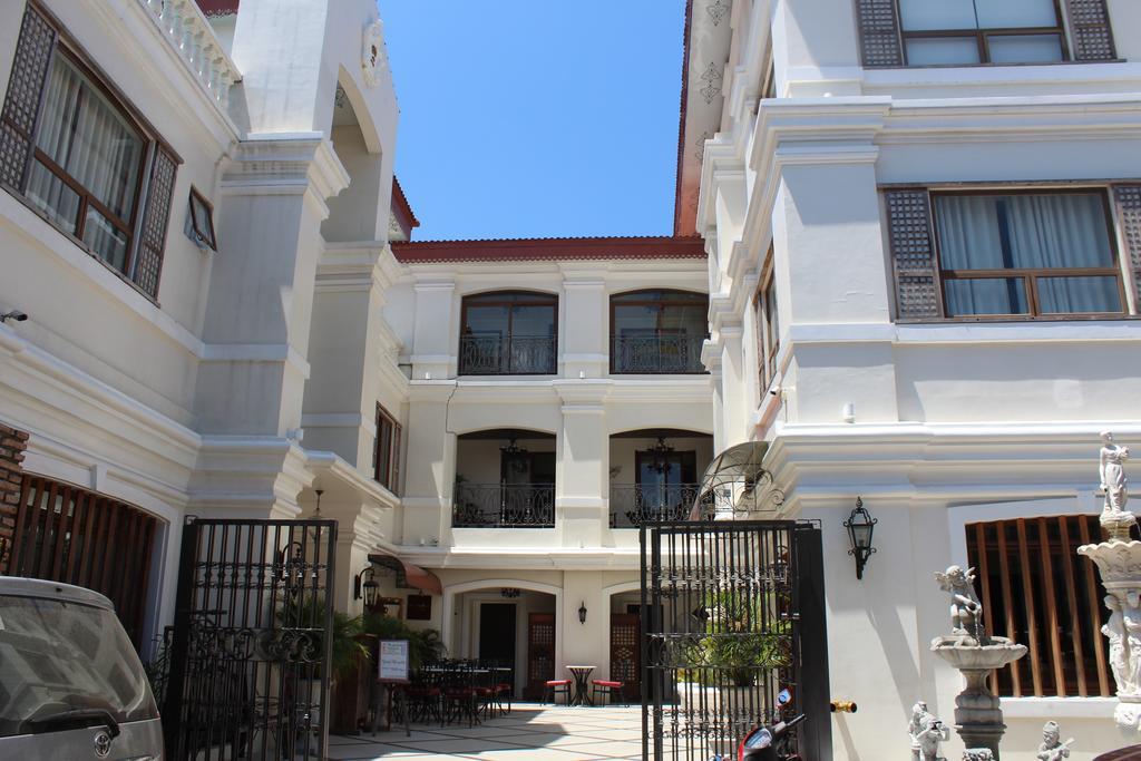 Ciudad Fernandina Hotel Vigan Esterno foto