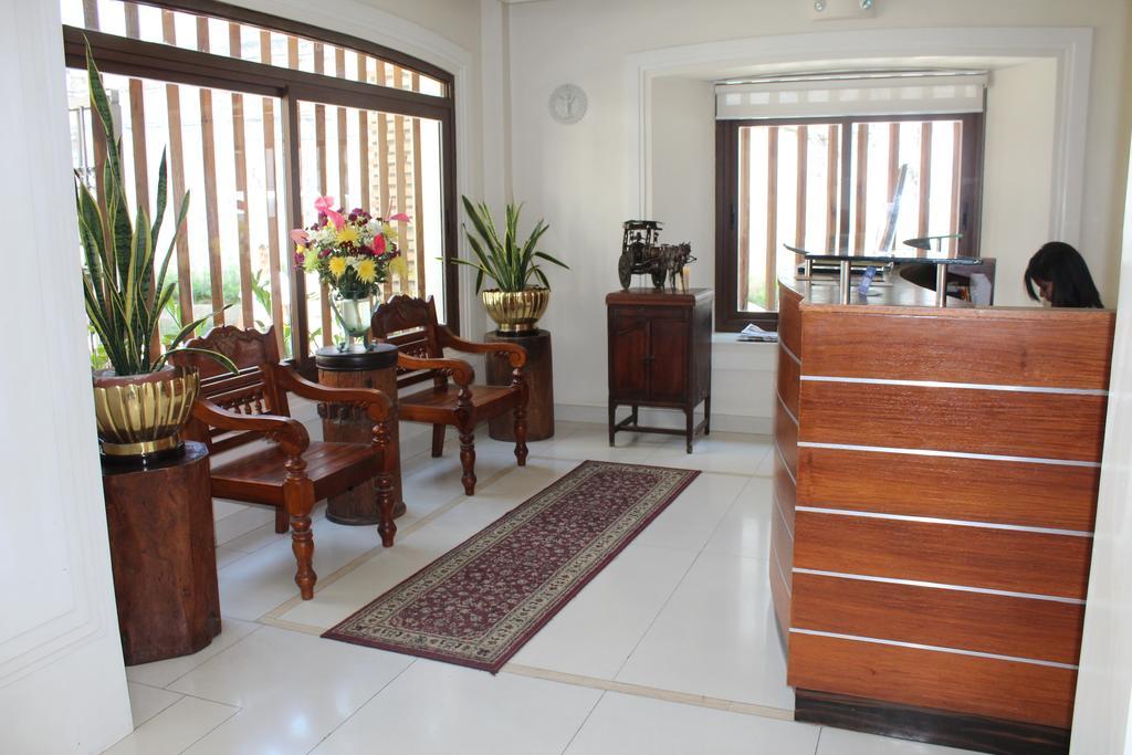 Ciudad Fernandina Hotel Vigan Esterno foto