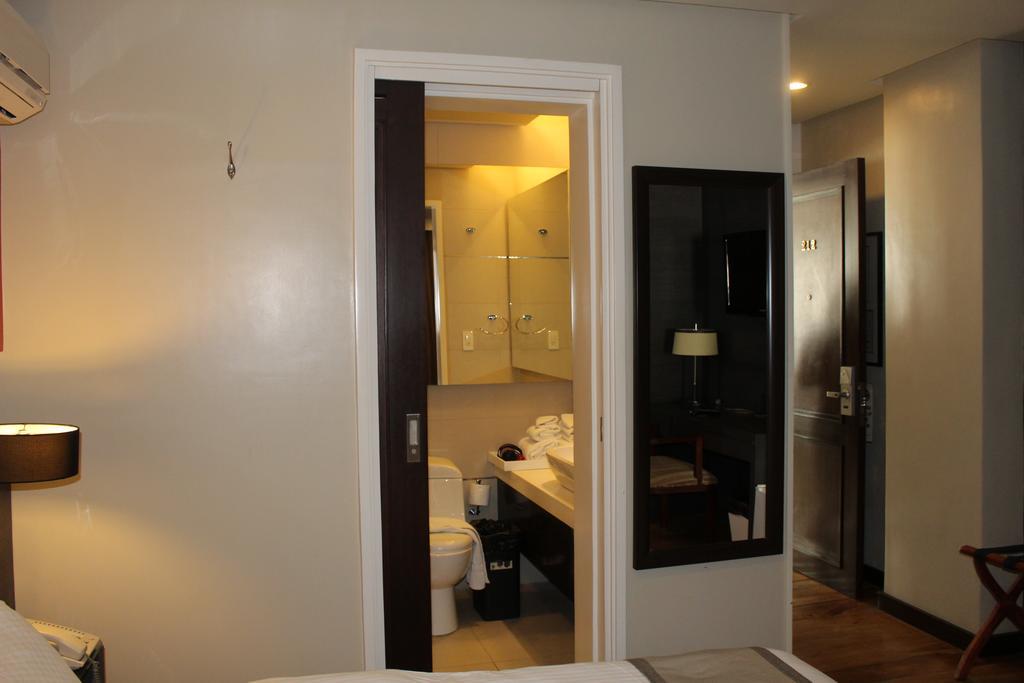 Ciudad Fernandina Hotel Vigan Esterno foto