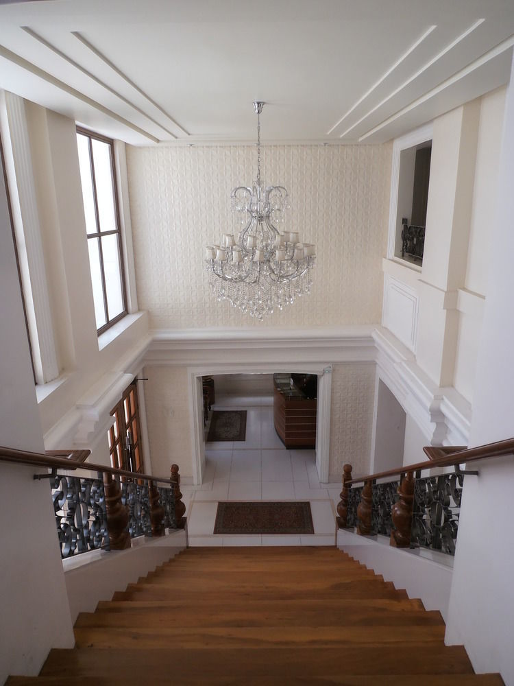 Ciudad Fernandina Hotel Vigan Esterno foto